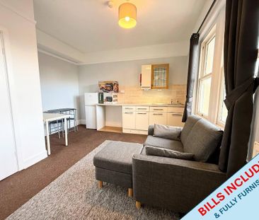 1 bedroom flat to rent - Photo 2