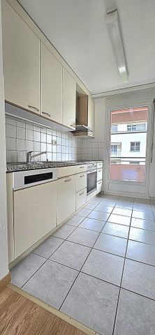 Gemütliche 3 1/2-Zimmerwohnung mit Balkon sucht neue Mieter ... - Photo 2