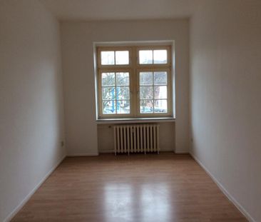 3-Zimmer-Wohnung in Duisburg-Ruhrort mieten - Photo 1
