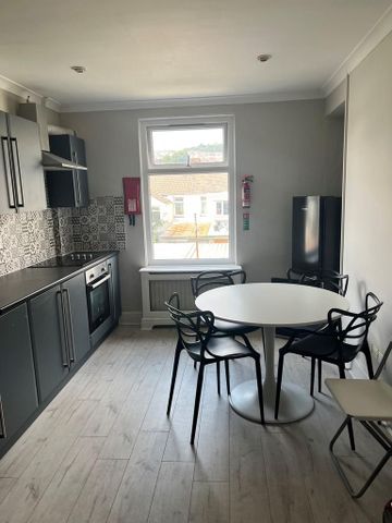 5 bedroom house share to rent - Photo 5