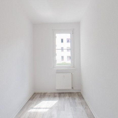 Ihr neues Zuhause in Cracau! Schicke, frisch renovierte 4-Zimmer-Wohnung mit Loggia! - Photo 1