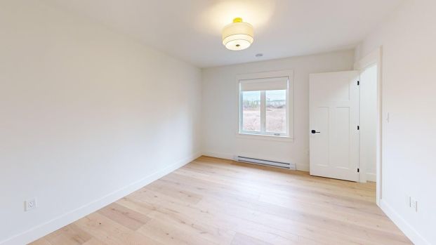 - Hudson Lane, E1G 6E3, Moncton - Photo 1