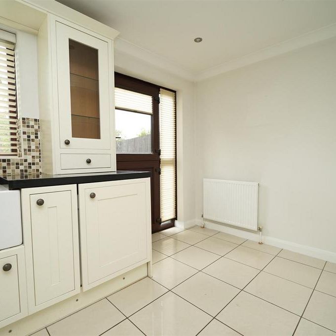 2 bedroom house to rent - Photo 1