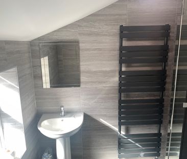 Room in a Shared House, Sandy Park Road, BS4 - Photo 3