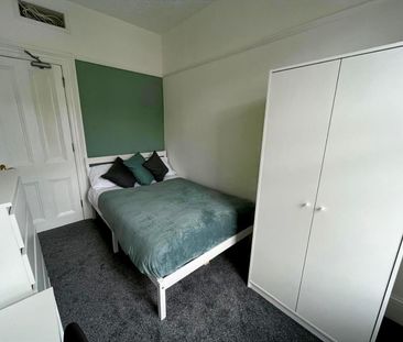 Alexandra Road, Mutley - Photo 3