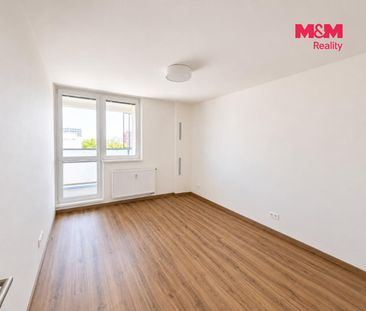 Pronájem bytu 3+1 67 m² - Фото 3