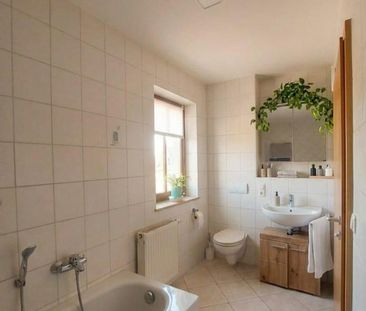 Gepflegte 3-Zimmer-Wohnung mit Einbauküche - Foto 1