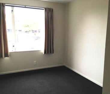 Christchurch - Photo 1