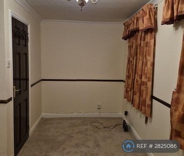 1 bedroom in a house share to rent - Photo 5
