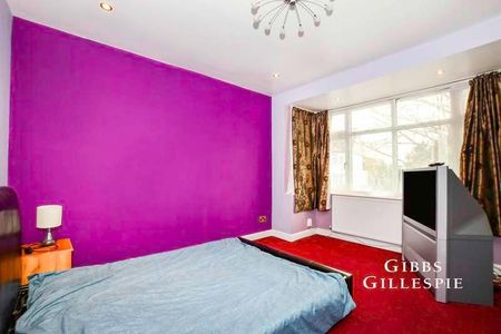 Dudley Gardens, Harrow, HA2 - Photo 2