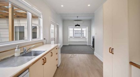 Renovated and ready to roll on Regent! - Photo 3