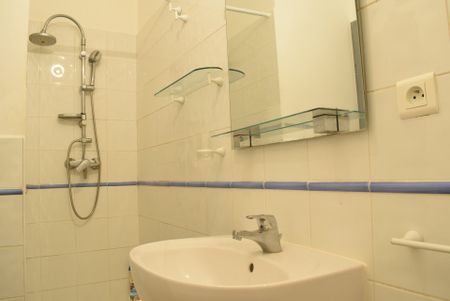 Location Appartement 3 pièces 43m² NARBONNE 11100 - Photo 5