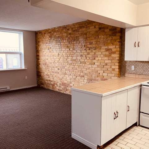 Dorm Suite - Photo 1