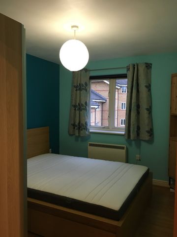 2 bed Flat in Heath Court Stanley Close, New Eltham, SE9 2BB - Photo 5