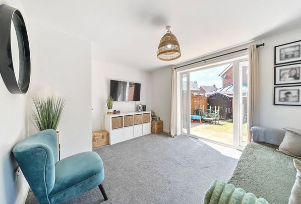 Cowslip Drive, Bishops Cleeve, Cheltenham, Gloucestershire, GL52 - Photo 1