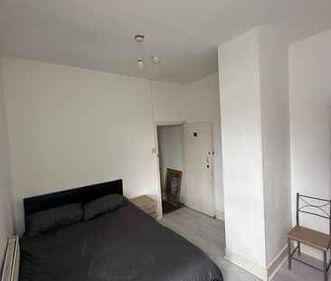 Room in a Shared House, Breeze Hill, L9 - Photo 6