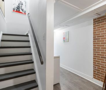 For Lease - 66 Chaucer Crescent, Barrie, Ontario - Photo 3