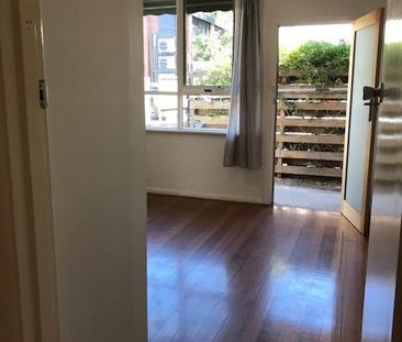 2/4 Highett Place, Fitzroy, VIC 3065 - Photo 1