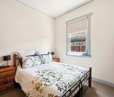 Californian Character Home in East Geelong - Photo 4