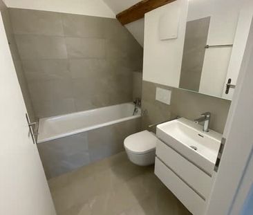 2.5 Zimmer, 93 m², 1. Stock - Photo 3