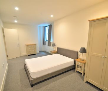 2 Bed Flat, Lightwell, B3 - Photo 6