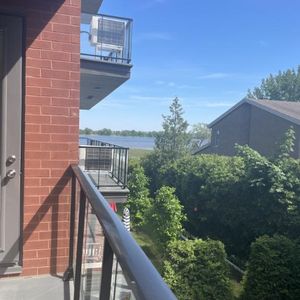 Condo 4 1/2 à louer - Photo 2