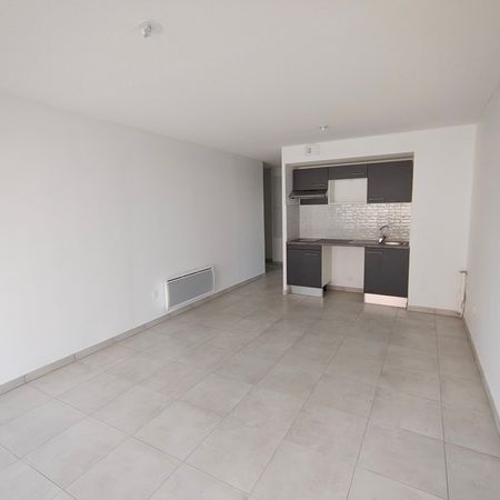 Location Appartement 2 pièces 47m² TOULOUSE 31200 - Photo 3