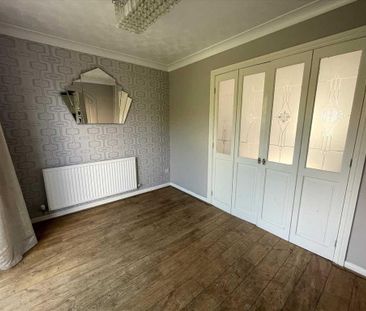 4 bedroom detached house to rent - Photo 4