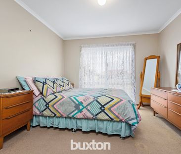 Perfectly Positioned Home In Grovedale - Photo 5