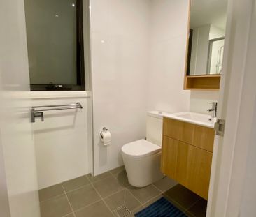 Rouse Hill - Photo 2