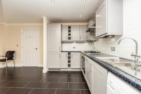 4 bedroom house to rent - Photo 3
