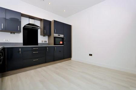 2Bedrooms, 2Bathrooms - Photo 3