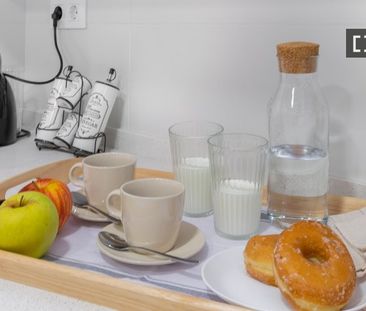 barcelona, Catalonia 08025 - Photo 2