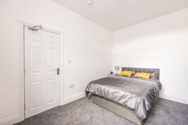 39 Park Road, Rugby - Photo 1