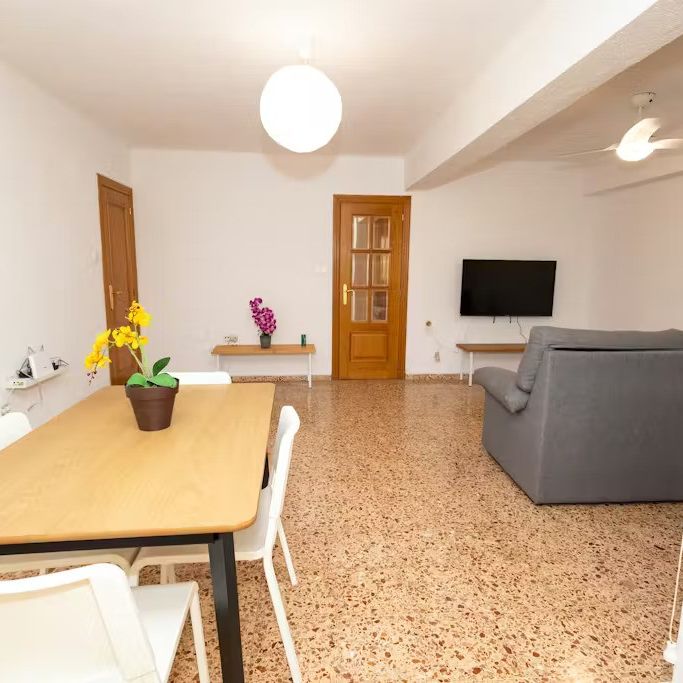 Calle Explorador Andrés, Valencia, Valencian Community 46022 - Photo 1