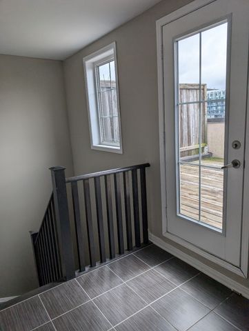 For Lease - 2441 Greenwich Drive Unit# 69, Oakville, Ontario - Photo 2