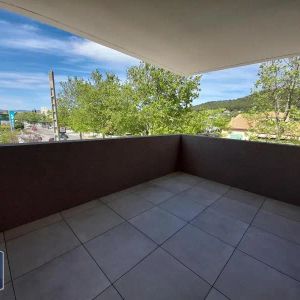 Appartement à louer 3 pièces 68.08m² - Photo 2