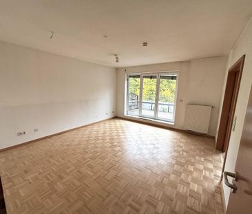 Bei VIVAWEST die Sonnenstrahlen auf dem eigenen Balkon genießen. - Photo 1