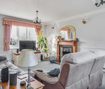 Moatfields, Fordham, Colchester, Essex, CO6 - Photo 1