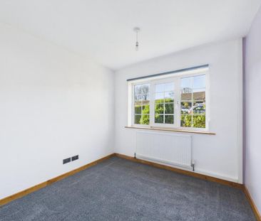 2 bedroom semi-detached bungalow to rent - Photo 1