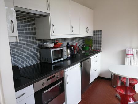 Location Appartement 1 pièce 37m² LYON 5ème - Photo 4