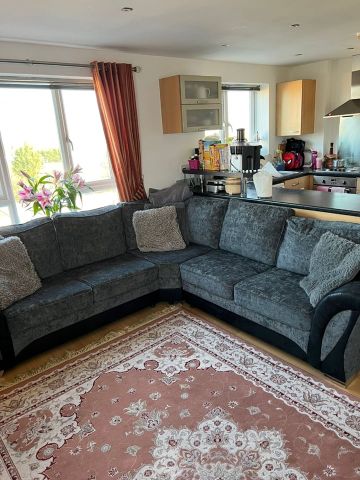 2 Bed Flat, Branagh Court, RG30 - Photo 2