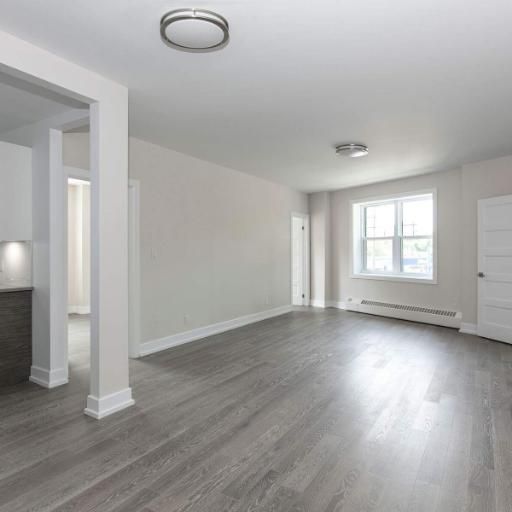 3 CH - 1 SDB - Montréal - $2,250 /mo - Photo 1