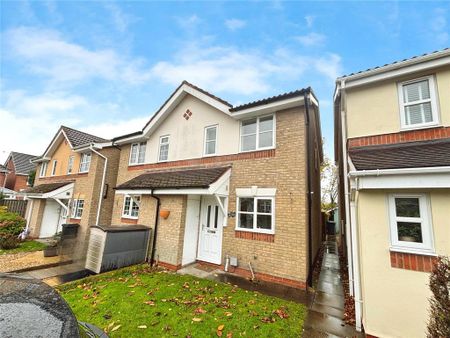 2 bedroom semi-detached house to rent - Photo 5