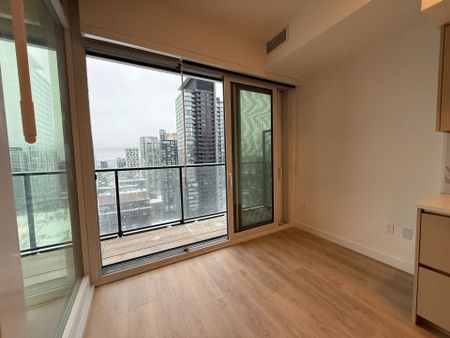 For Lease - 3 Concord Cityplace Way Unit# 3512, Toronto, Ontario - Photo 5