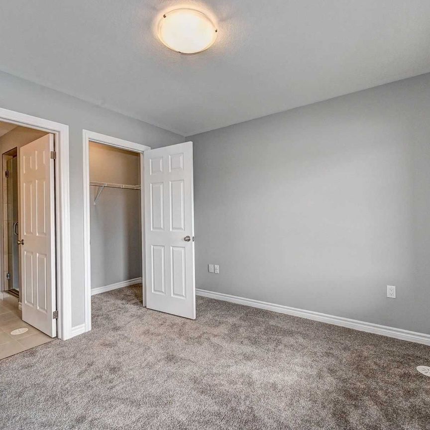 For Lease - 162 Oat Lane, Kitchener, Ontario - Photo 1