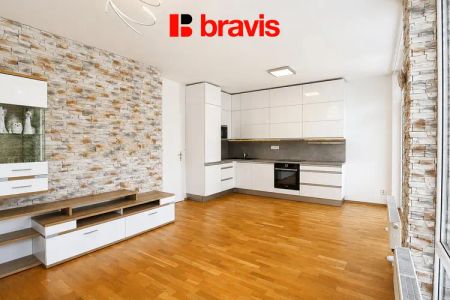 Pronájem bytu 3+kk, Brno - Útěchov, ul. Dlouhé vrchy, terasa, balkón, vyhrazené parkovací stání - Fotografie 5