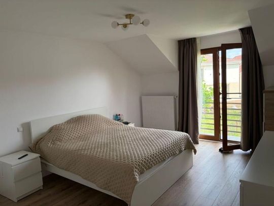 Casa amplasata in Cartierul Henri Coanda - Fotografie 1