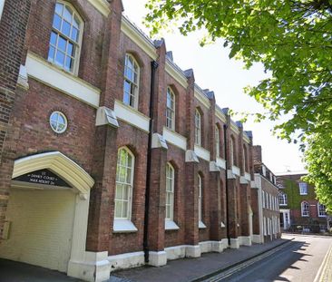 3 bedroom penthouse to rent - Photo 6