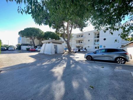 Location Appartement 1 pièce Meublé 19m² MONTPELLIER 34080 - Photo 4